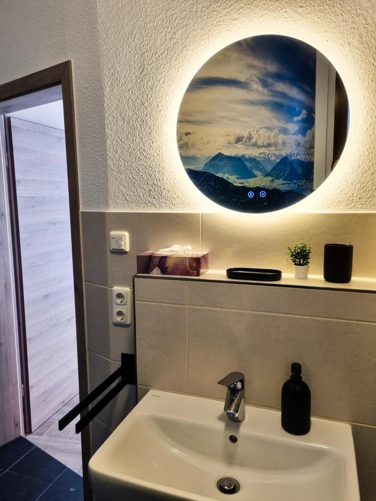 Maremar - Design Maisonette Altstadt - 4 Pers - 57Qm - Luxus Boxspringbett - Kueche - Arbeitsplatz - Privater Parkplatz Greiz Extérieur photo