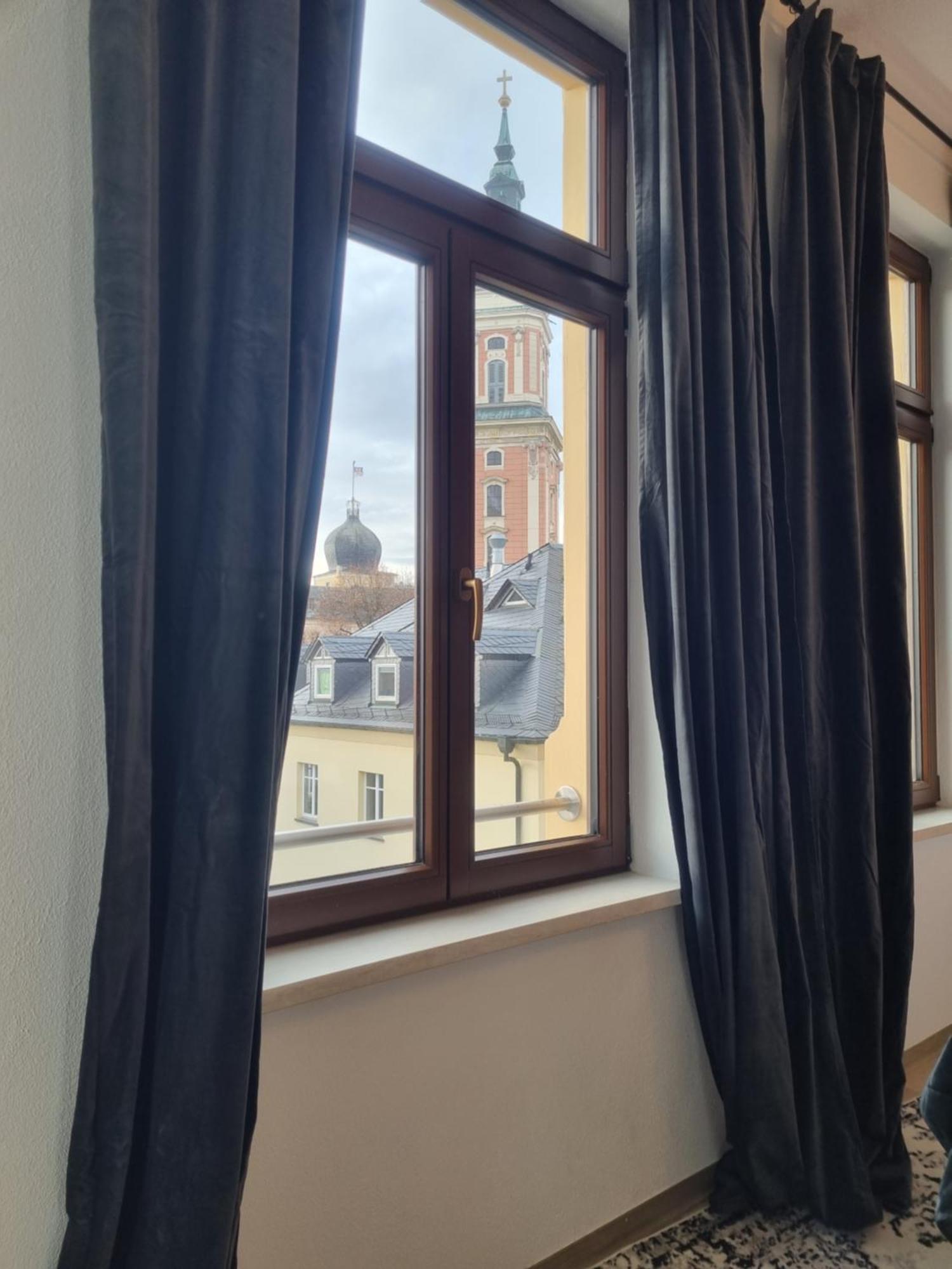 Maremar - Design Maisonette Altstadt - 4 Pers - 57Qm - Luxus Boxspringbett - Kueche - Arbeitsplatz - Privater Parkplatz Greiz Extérieur photo